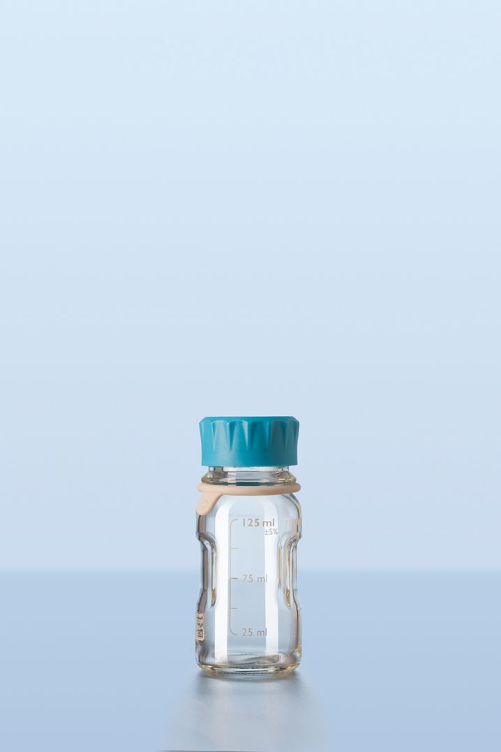 DURAN® YOUTILITY Flasche, klar, mit Graduierung, GL 45, mit cyanfarbigem Verschluss/Ausgießring (PP), 125 ml
