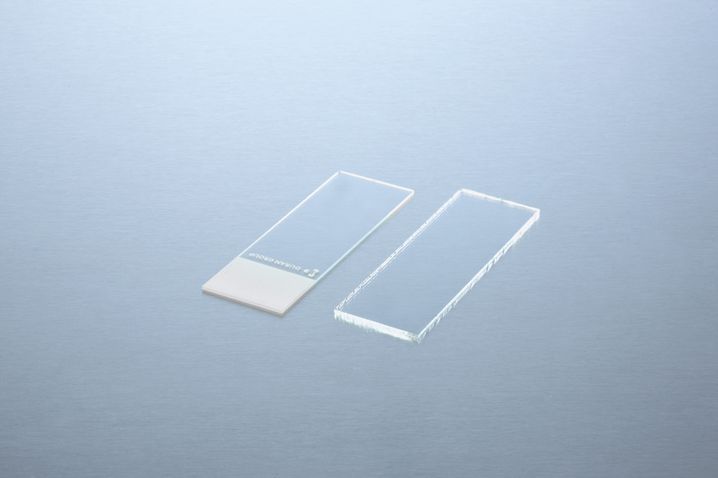 Beschichtete Objektträger Adhäsiv, mit Standardbeschichtung, geschliffen 90°, w 26 x 76 x 1,0 mm